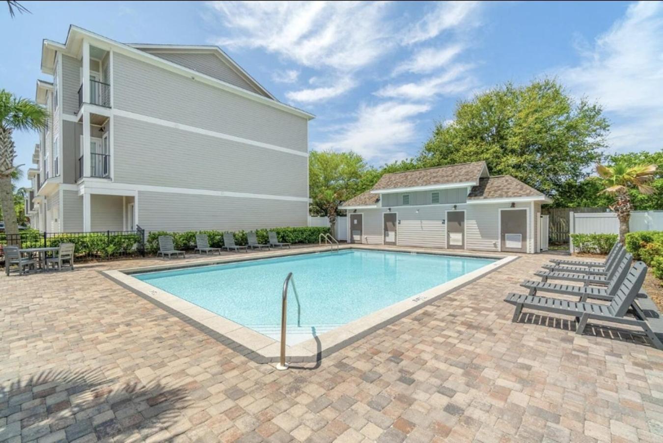 דסטין Lux Beatles Themed Beach Home, 5 Min Walk To Beach + Golf Cart, Dog Friendly! מראה חיצוני תמונה